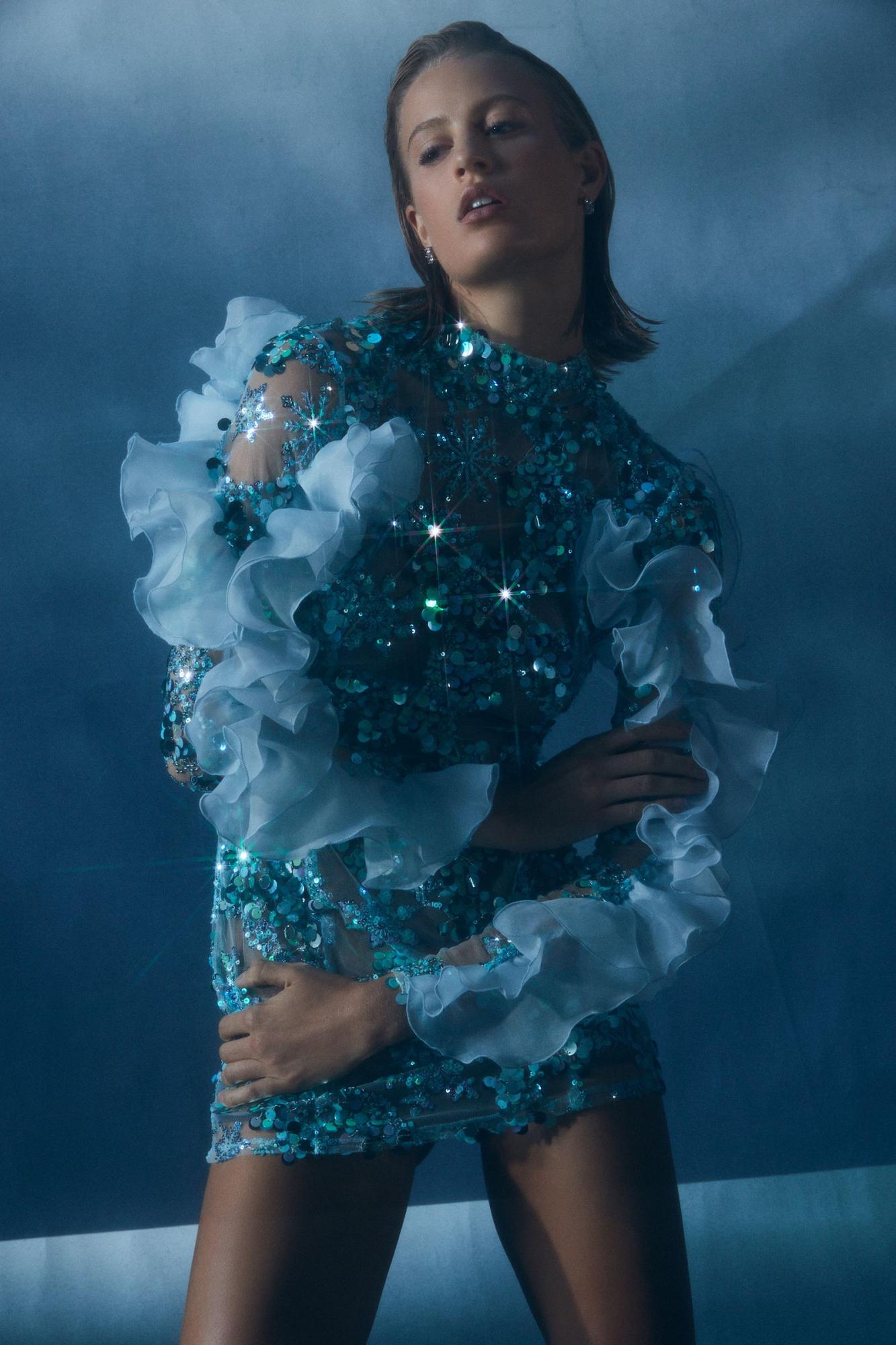 Designers release AI-created clothing collection: Photo